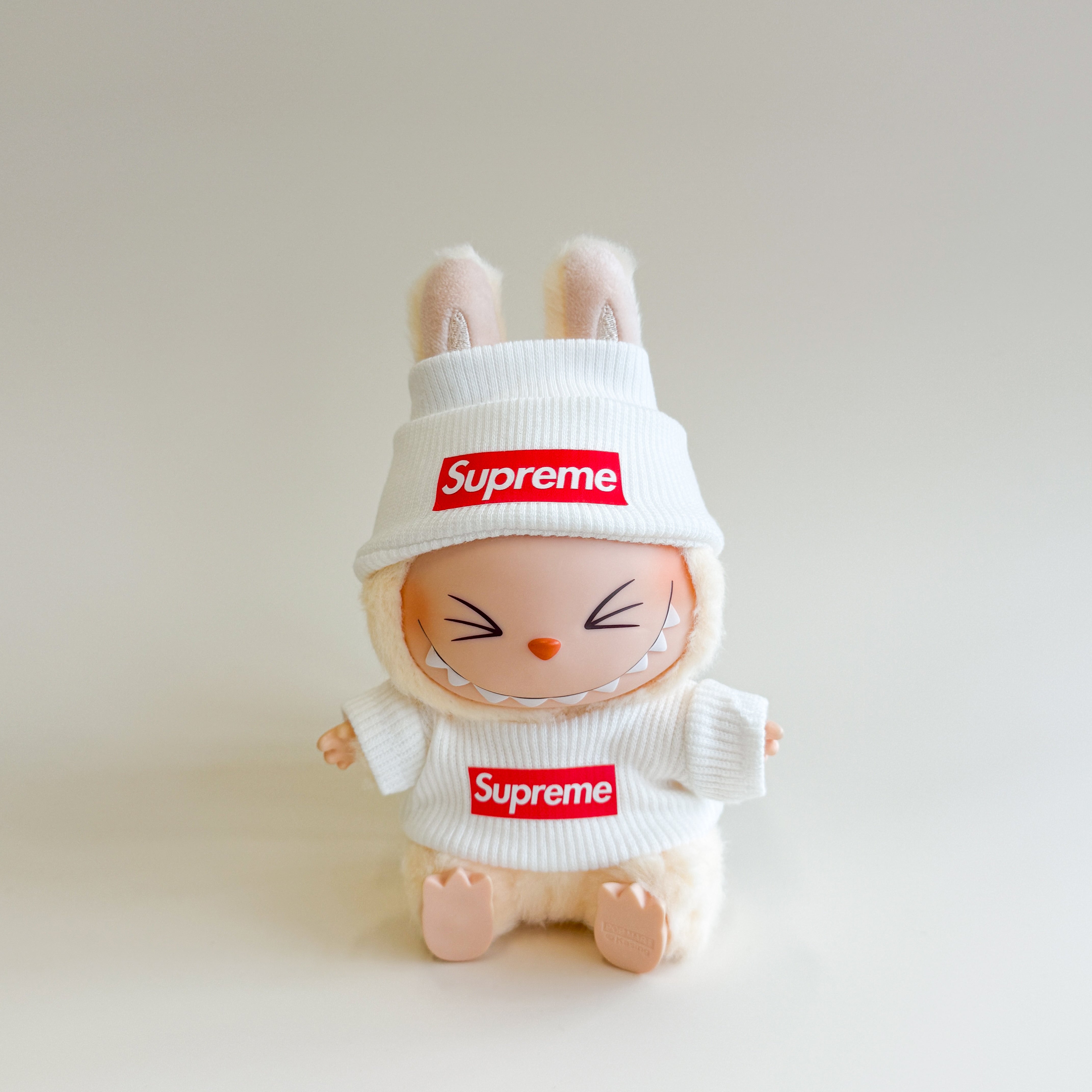 مجموعة Labubu Streetwear المضلعة - شعار صندوق مستوحى من Sup